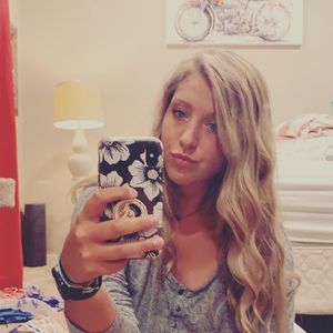 Meet your Posher, Ashlee